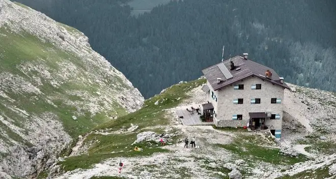 Impianti e rifugi restano aperti anche in ottobre