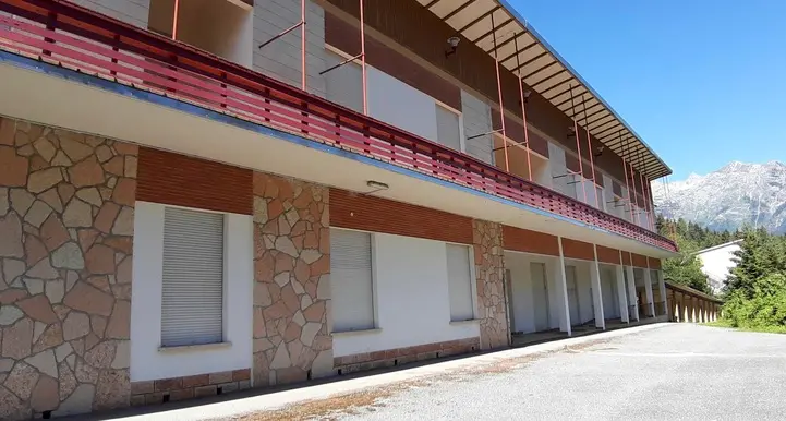 Fai della Paganella, le ex colonie dell’Inps vanno all’asta per 5,9 milioni di euro