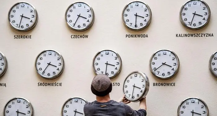 Torna l'ora solare: domenica dormiremo un'ora in più