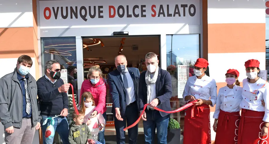 Venti nuovi posti di lavoro nel nuovo negozio di dolcezze