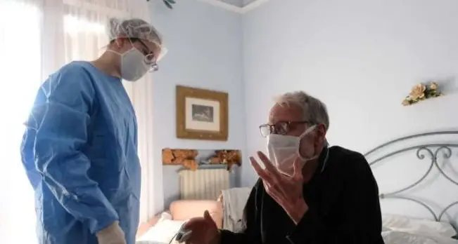 Covid, per i pazienti le cure a casa sono un terno al lotto