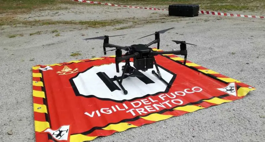 Val di Non, scappa dopo l’incidente, individuato grazie ai droni