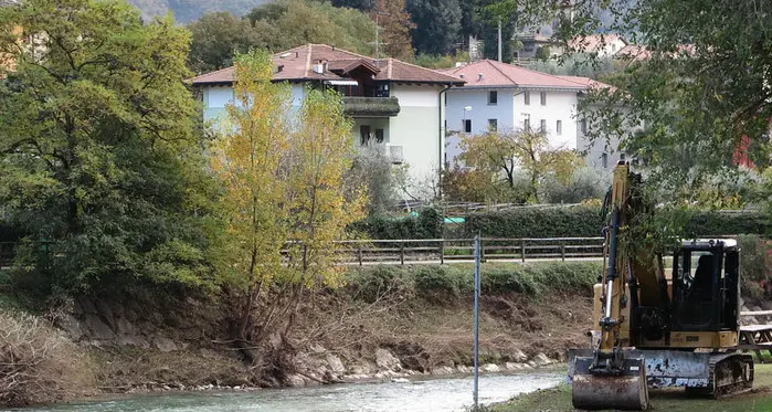 «Lavori nel fiume, pesanti ripercussioni sull’ecosistema»