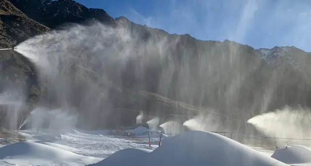 Austria, scricchiola il fronte per l'apertura degli impianti da sci