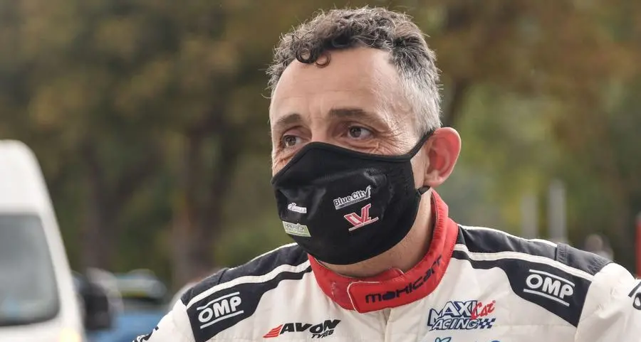 In Mercedes vola anche Russell