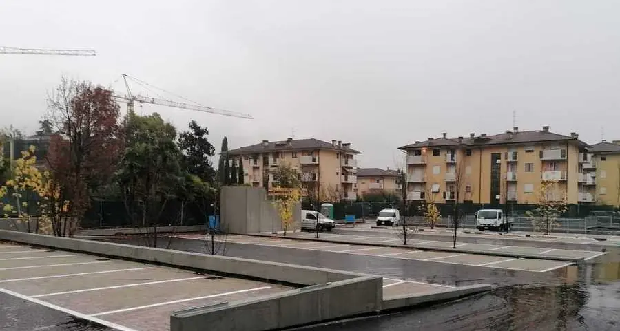 Via Carducci, allo studio il senso unico e una ciclabile