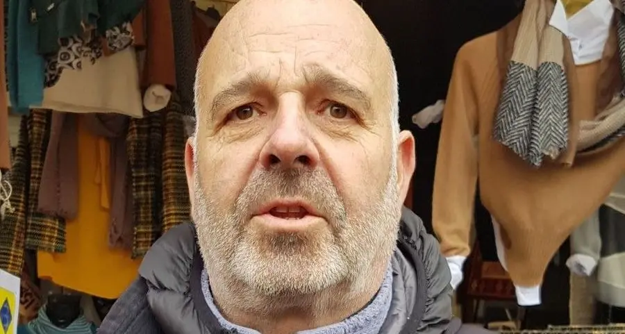 Il sindaco sospende la fiera Proteste degli ambulanti