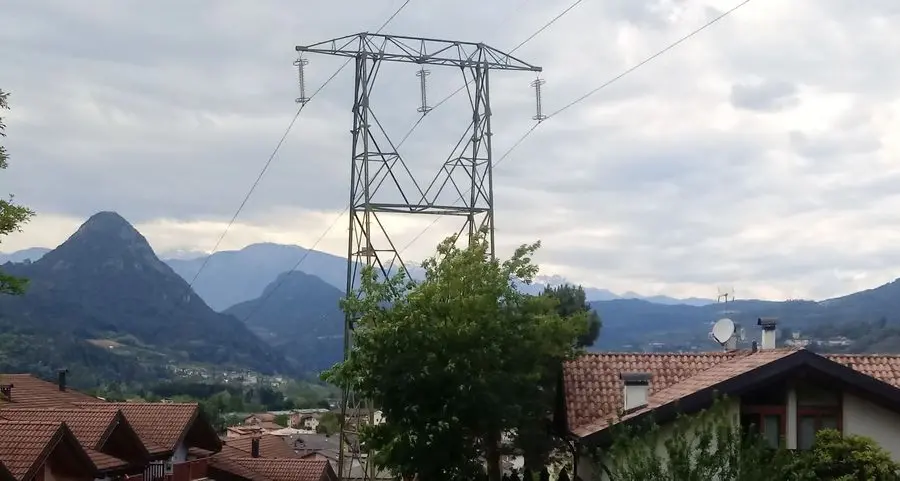 Terna non interra le linee nel Perginese: altrove sì