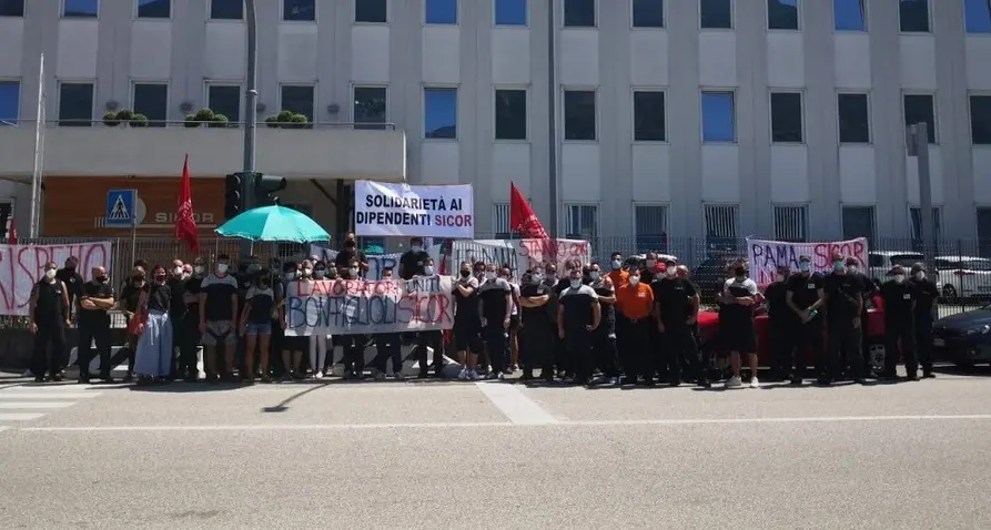 Le Acli condannano la Sicor «Punta al massimo profitto»