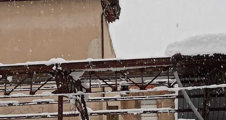 La neve sfonda il tetto dell’ex Cinema Città