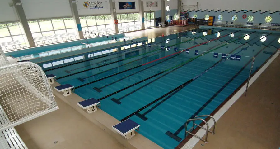 Piscina comunale Meroni, prorogata la gestione