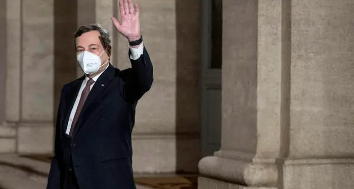 Alle 12 giura il Governo Draghi, tanti politici ma ai ministeri chiave vanno i tecnici