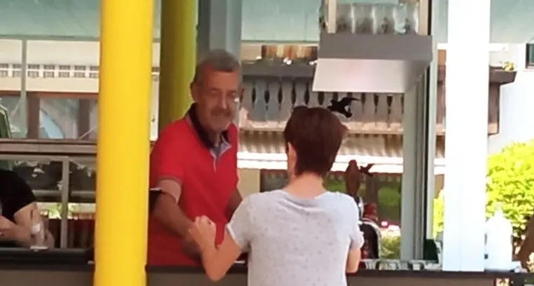 L’ex sindaco di Terlano: «La mia seconda vita da barista»