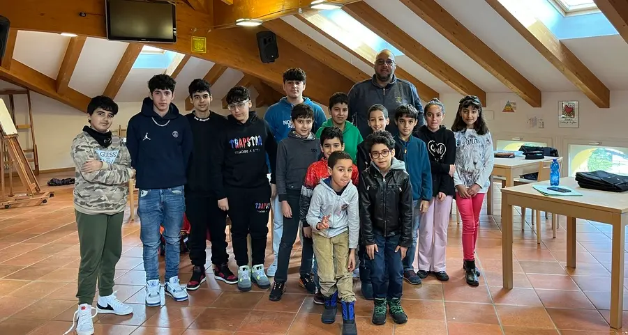 Bambini a lezione di arabo la domenica mattina a Cles