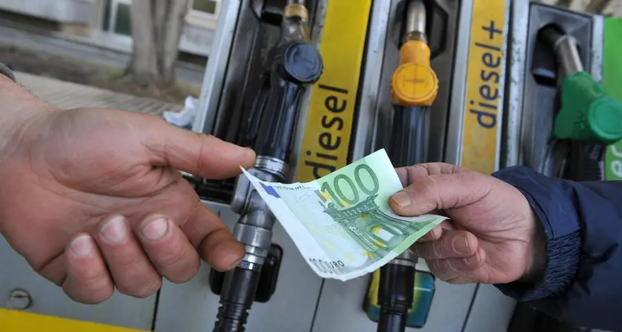 Si fa a Grigno il pieno meno caro
