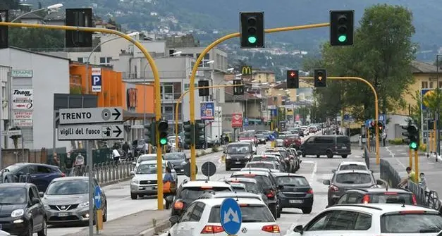 Smog, 29 città sopra i limiti: Trento deve tagliare il biossido di azoto