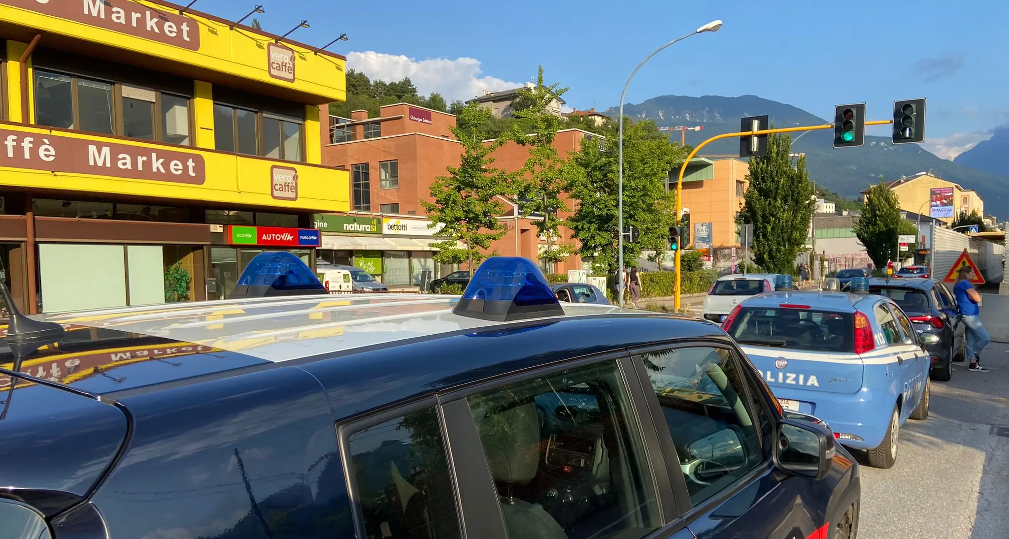 I No Tav tornano in strada in via Brennero: slogan e traffico rallentato