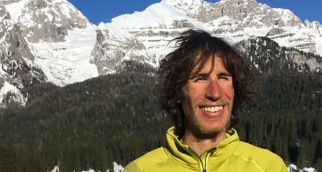 Paura per l'alpinista trentino Tomas Franchini, cade da una parete sulle Ande: ricerche in corso