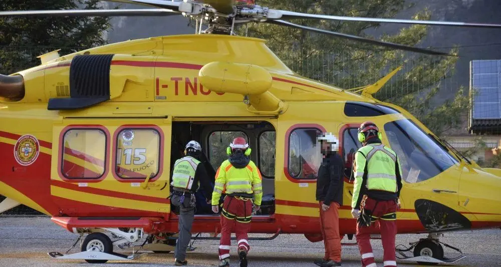 Tragedia sulla strada di Passo Brocon: muore un centauro padovano di 67 anni