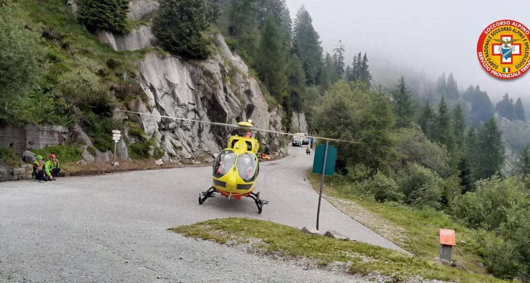 Cade in val Nambrone, interviene il Soccorso Alpino: trasportata al Santa Chiara d'urgenza