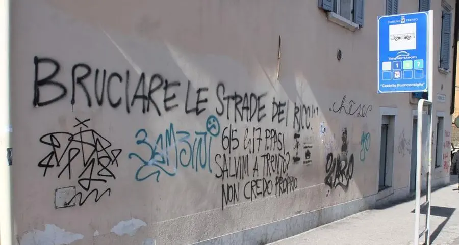 Graffiti sui muri, in partenza una nuova campagna di pulizia