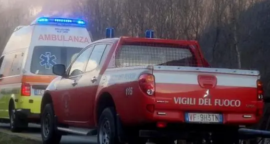 Sover, motociclista finisce contro il guard-rail: ricoverato in codice rosso
