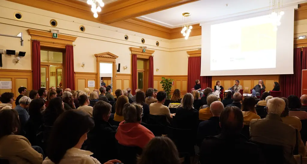 Difendere il giornalismo per salvare la democrazia: il messaggio dei Colloqui