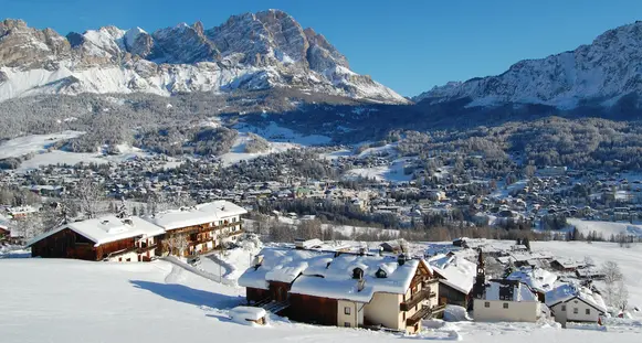 Capodanno, boom della montagna: Dolomiti gettonatissime