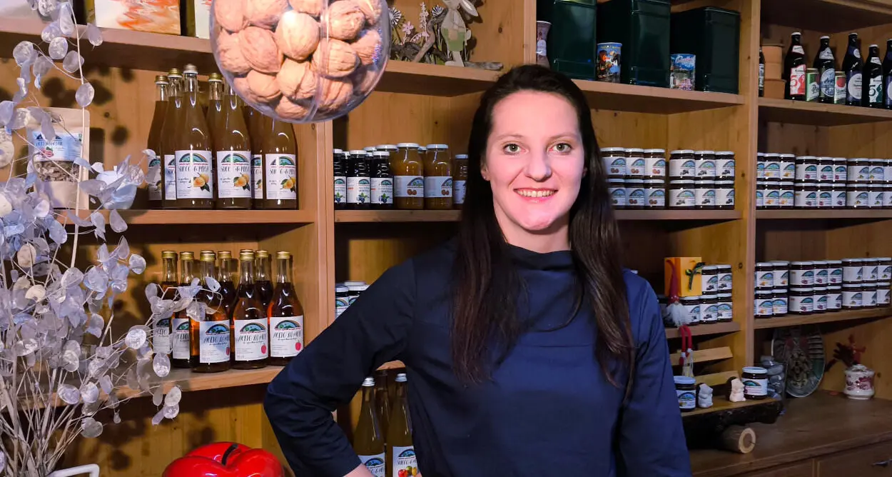 Spormaggiore, Clara Osti: frutta biologica, agritur e oasi Wwf
