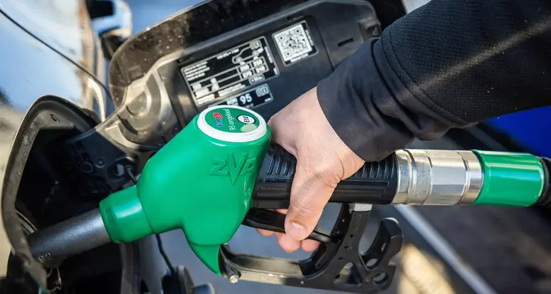 Carburanti in aumento tra Trento e Bolzano, FLP denuncia: «Rincari pesanti per i lavoratori»