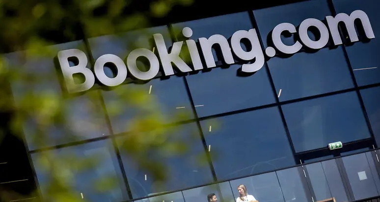 Booking.com hackerata: occhio alla fuga di dati