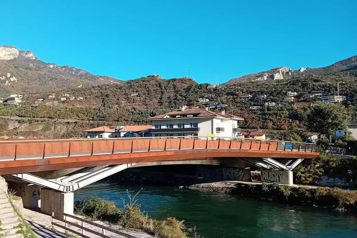 Ciclovia del Garda, nuovo tratto pronto a Torbole e Riva