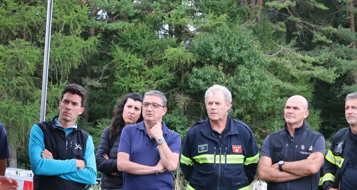 Spormaggiore, incendio ancora sorvegliato: oggi la striscia tagliafuoco