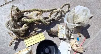 Rifiuti sul fondo del Garda, i sub: «Il lago non è una discarica»