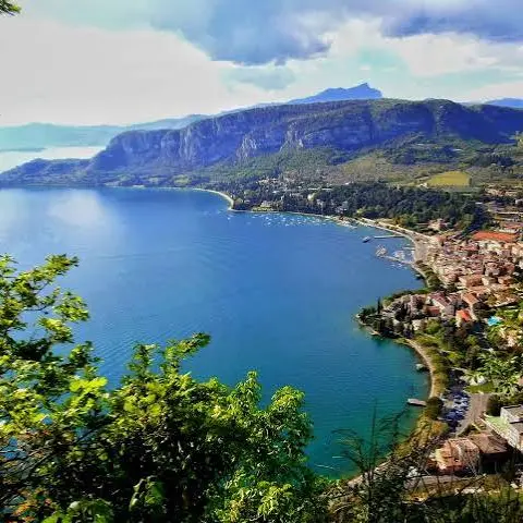 Garda veneto: aumentano turisti stranieri e durata dei soggiorni