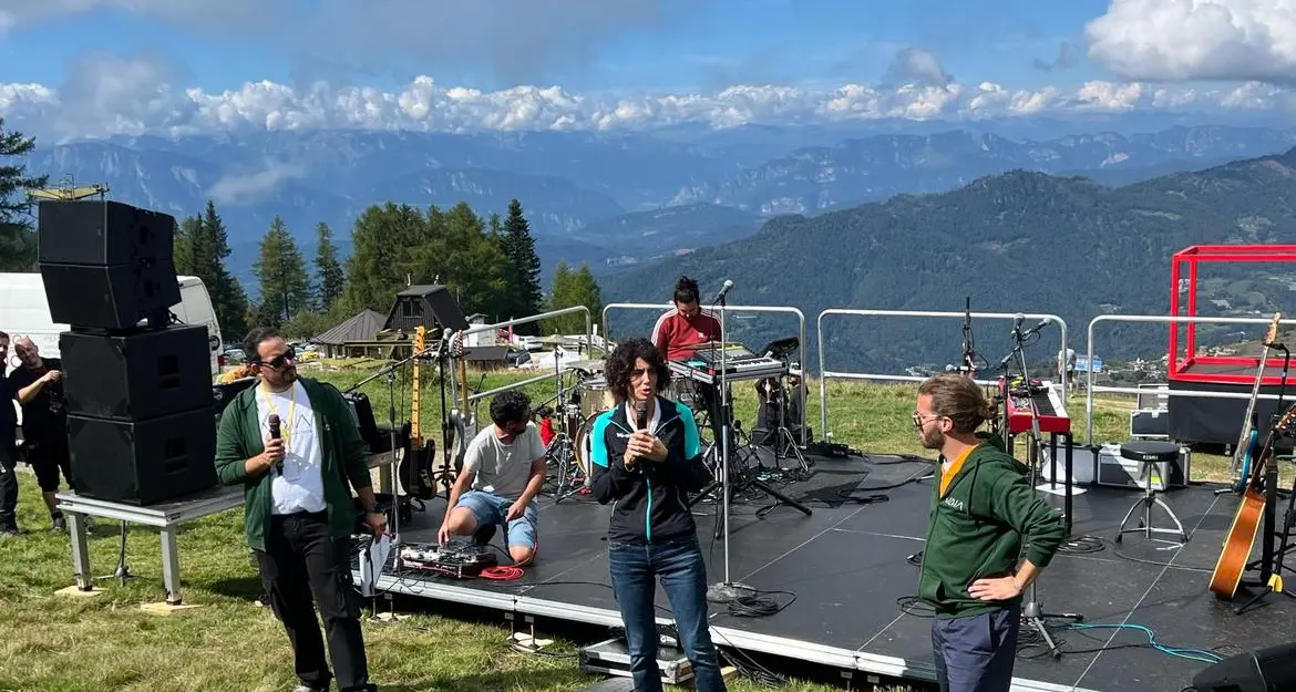 La Foresta degli Innovatori cresce ancora: piantati mille alberi in Panarotta
