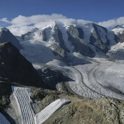 Anche in Svizzera cresce l'allarme per lo scioglimento dei ghiacciai