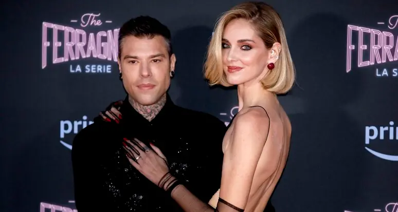 Fedez ricoverato in chirurgia: «Mi hanno salvato la vita» e ringrazia i follower per la vicinanza