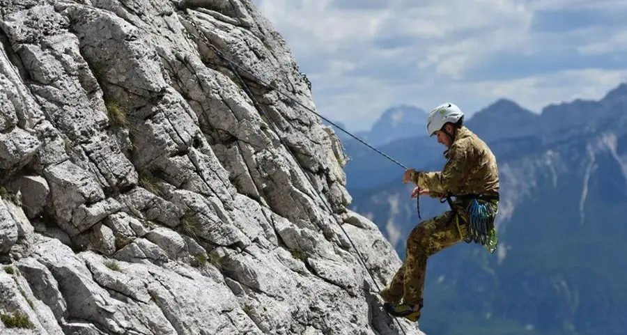 Spagnolli attacca: «Così hanno declassato il comando delle truppe Alpine. Un brutto messaggio per il nostro territorio»