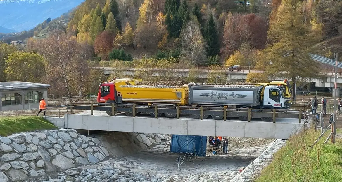 Dimaro: collaudato il ponte sul rio Rotian, esondato durante Vaia