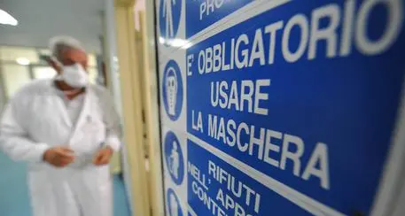 Trento, focolaio Covid in un ambulatorio medico