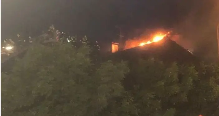 Casa a fuoco a Caldonazzo, famiglia si salva
