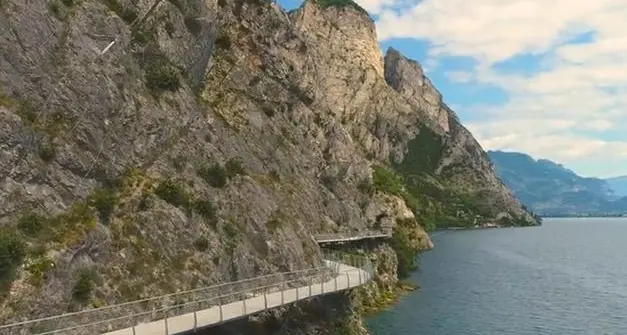 Ciclovia del Garda: nuovo percorso a Gardone, per il tratto trentino ancora non si sa
