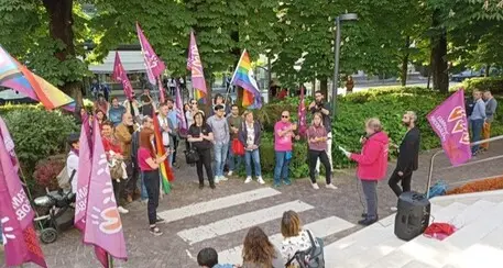 Stop ai figli di due mamme: la procura di Padova impugna 33 atti di nascita