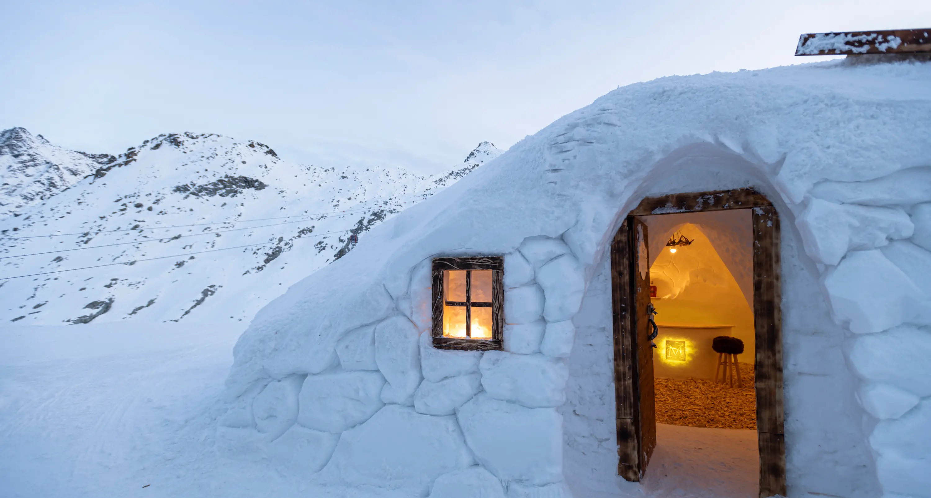 Una notte nell’igloo di lusso? Sul Presena si può