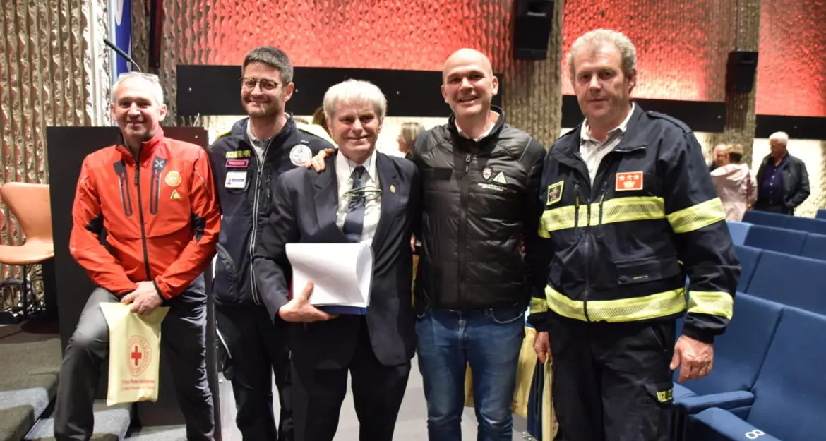 Croce rossa del Trentino, medaglia d'oro al merito a Brunialti. Celebrato l’impegno di 3 mila volontari