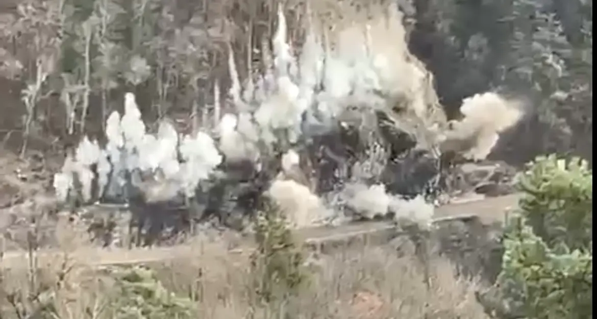Statale del Caffaro, demoliti 4.500 metri cubi di roccia