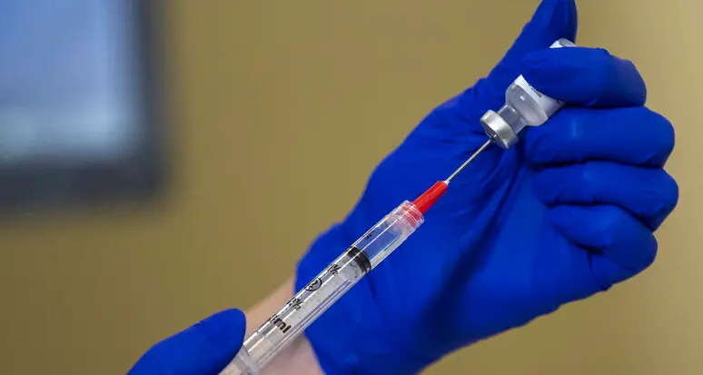 Trentino e vaccini: l’anti-meningococco fino ai 25 anni gratuito, per i bambini gratis l’anti Vrs