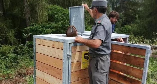 In Val di Sole sono in fase di posa 70 cassonetti anti-orso