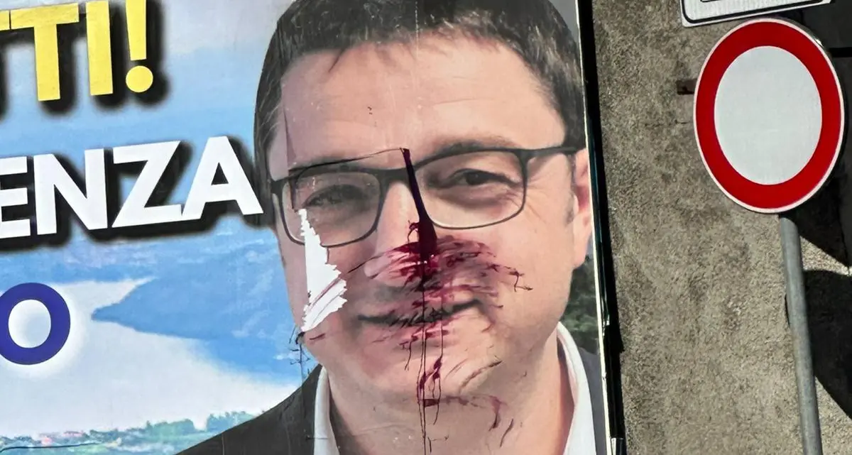 Binelli: «Imbrattato il manifesto di Fugatti. Gesto ignobile che non ci intimidisce»